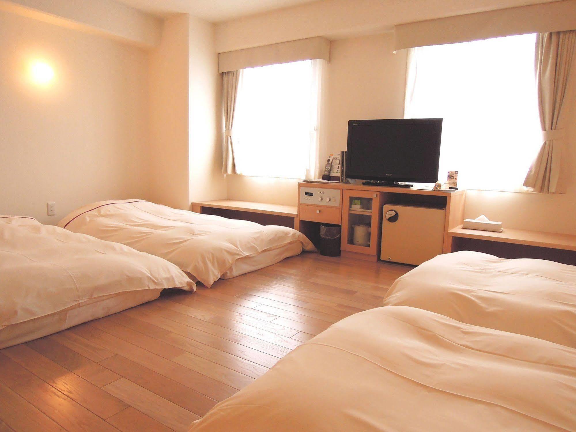 Okayama View Hotel Екстериор снимка